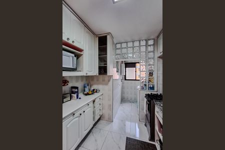Apartamento à venda com 85m², 3 quartos e 2 vagas Apartamento à venda com 85m², 3 quartos e 2 vagasCozinha
