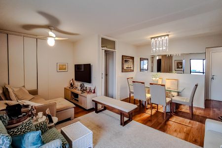 Apartamento à venda com 85m², 3 quartos e 2 vagas Apartamento à venda com 85m², 3 quartos e 2 vagasSala