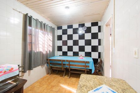 Casa à venda com 210m², 4 quartos e 2 vagas