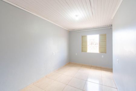 Casa à venda com 210m², 4 quartos e 2 vagas