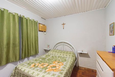 Casa à venda com 210m², 4 quartos e 2 vagas