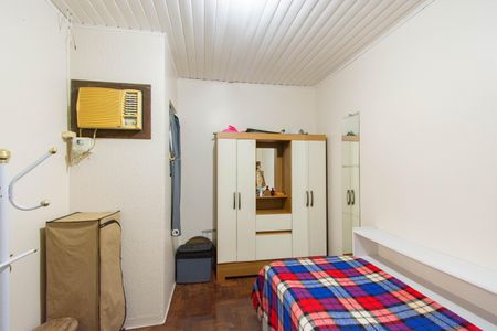 Casa à venda com 210m², 4 quartos e 2 vagas