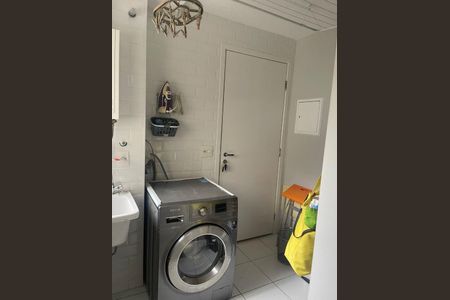 Apartamento à venda com 79m², 3 quartos e 2 vagasFoto 02