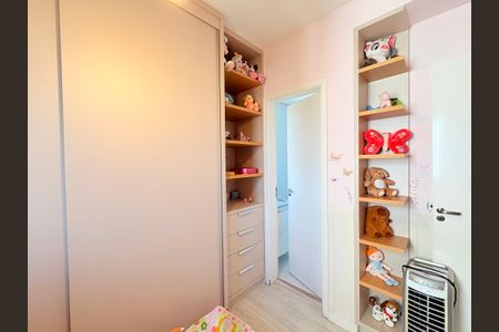 Apartamento para alugar com 173m², 3 quartos e 3 vagasSuíte 2