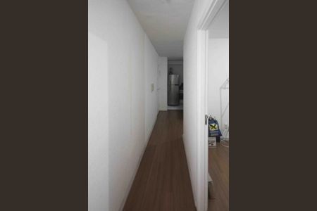 Corredor de apartamento para alugar com 2 quartos, 44m² em Jardim Imperador (zona Leste), São Paulo