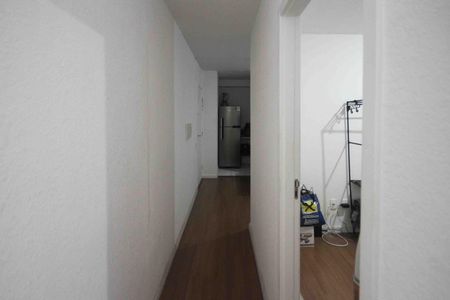 Corredor de apartamento para alugar com 2 quartos, 44m² em Jardim Imperador (zona Leste), São Paulo