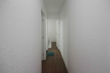 Corredor de apartamento para alugar com 2 quartos, 44m² em Jardim Imperador (zona Leste), São Paulo