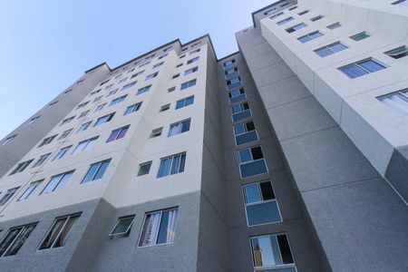 Apartamento para alugar com 44m², 2 quartos e sem vaga Apartamento para alugar com 44m², 2 quartos e sem vagaFachada