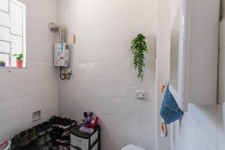 Apartamento à venda com 75m², 2 quartos e sem vagaBanheiro
