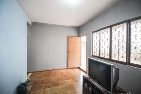 Sala de casa para alugar com 1 quarto, 50m² em Banco de Areia, Mesquita