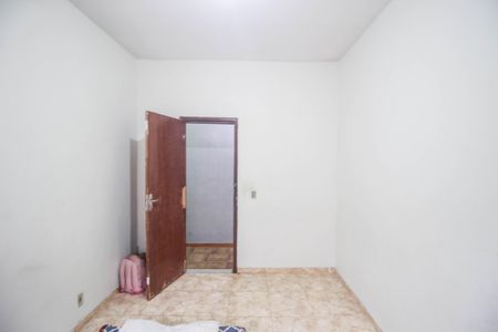Quarto de casa para alugar com 1 quarto, 50m² em Banco de Areia, Mesquita
