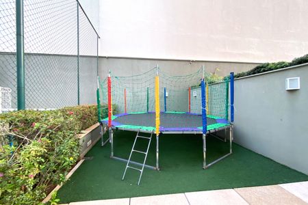 Apartamento à venda com 105m², 3 quartos e 2 vagasÁrea comum - Playground