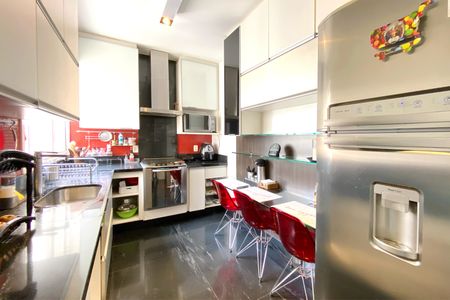 Apartamento à venda com 105m², 3 quartos e 2 vagasCozinha