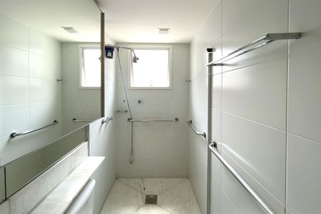 Apartamento à venda com 105m², 3 quartos e 2 vagasBanheiro da Suíte 1