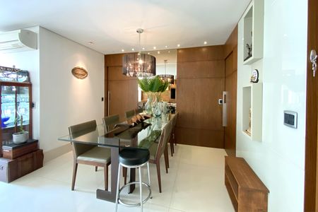 Apartamento à venda com 105m², 3 quartos e 2 vagasSala de Jantar