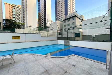Apartamento à venda com 105m², 3 quartos e 2 vagasÁrea comum - Piscina