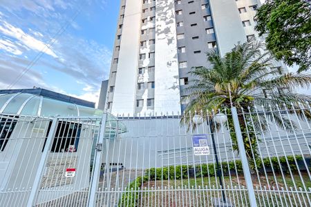 Apartamento para alugar com 62m², 3 quartos e 1 vagaFachada com Plaquinha