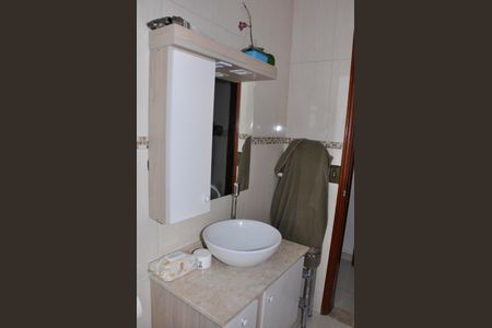 Casa à venda com 400m², 3 quartos e 5 vagasDetalhe - Suíte