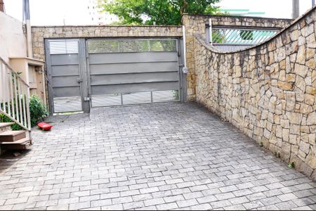 Casa à venda com 400m², 3 quartos e 5 vagasDetalhe - Garagem