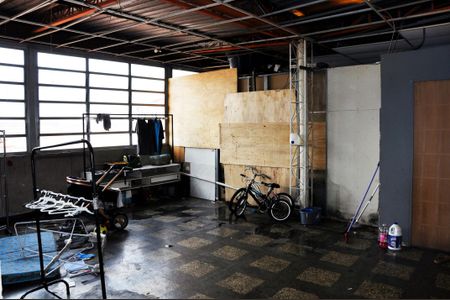 Casa à venda com 400m², 3 quartos e 5 vagasDetalhe - Varanda