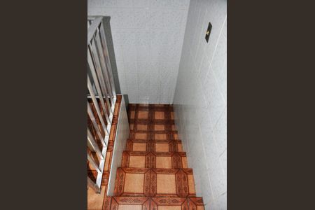 Casa à venda com 400m², 3 quartos e 5 vagasDetalhe - Escada Interna