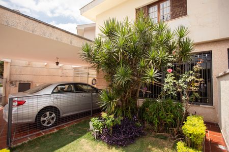 Casa à venda com 185m², 3 quartos e 2 vagas Casa à venda com 185m², 3 quartos e 2 vagasGARAGEM