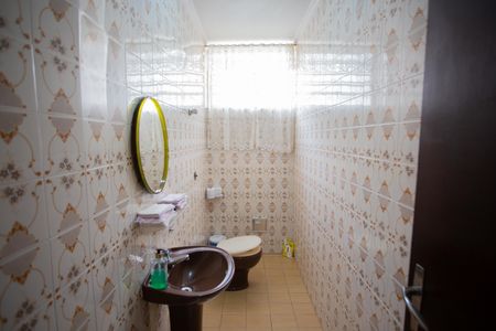 Casa à venda com 185m², 3 quartos e 2 vagas Casa à venda com 185m², 3 quartos e 2 vagasLAVABO