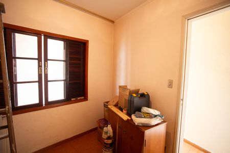 Casa à venda com 185m², 3 quartos e 2 vagas Casa à venda com 185m², 3 quartos e 2 vagasEDÍCULA