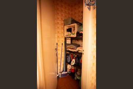 Casa à venda com 185m², 3 quartos e 2 vagas Casa à venda com 185m², 3 quartos e 2 vagasÁREA DE SERVIÇO