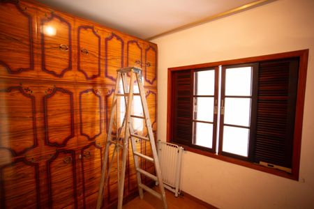 Casa à venda com 185m², 3 quartos e 2 vagas Casa à venda com 185m², 3 quartos e 2 vagasEDÍCULA