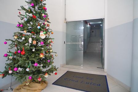 Apartamento à venda com 92m², 2 quartos e sem vaga Apartamento à venda com 92m², 2 quartos e sem vagaHall de entrada