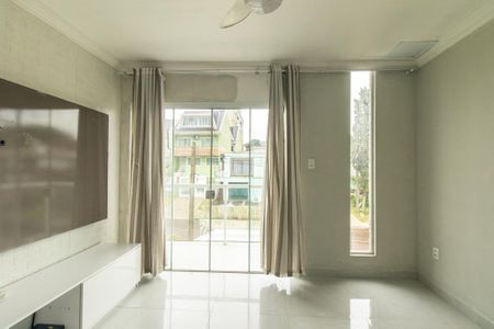 Sala/Quarto de apartamento para alugar com 1 quarto, 64m² em Orleans, Curitiba