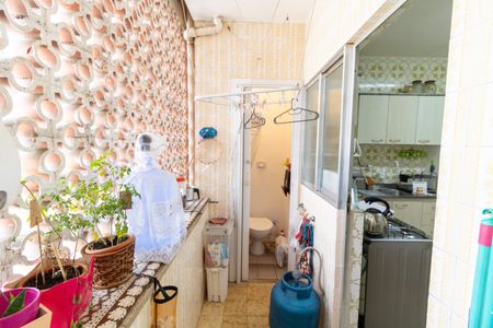 Apartamento à venda com 60m², 3 quartos e sem vagaÁrea de Serviço