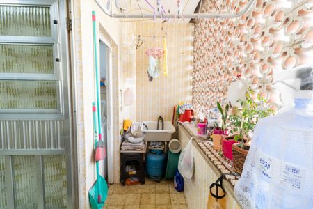 Apartamento à venda com 60m², 3 quartos e sem vagaÁrea de Serviço