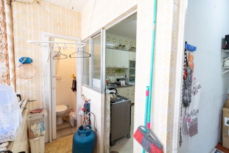 Apartamento à venda com 60m², 3 quartos e sem vagaÁrea de Serviço