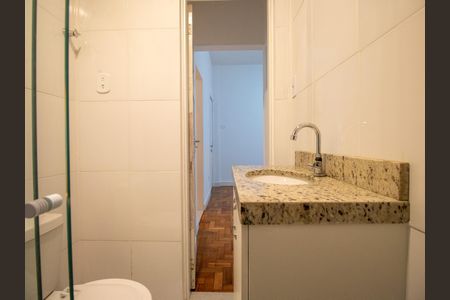 Apartamento à venda com 55m², 2 quartos e sem vagaBanheiro