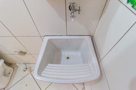 Apartamento para alugar com 50m², 1 quarto e sem vagaDetalhe - Banheiro