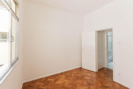 Apartamento à venda com 79m², 1 quarto e sem vagaQuarto 