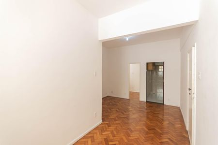 Apartamento à venda com 79m², 1 quarto e sem vagaSala