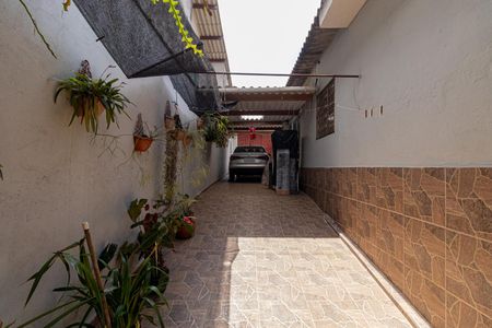 Casa à venda com 243m², 2 quartos e 6 vagasGaragem
