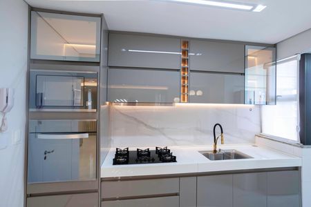 Apartamento à venda com 169m², 3 quartos e 3 vagas Apartamento à venda com 169m², 3 quartos e 3 vagasCozinha