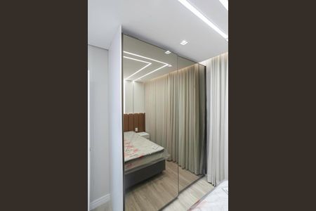 Apartamento à venda com 169m², 3 quartos e 3 vagas Apartamento à venda com 169m², 3 quartos e 3 vagasQuarto 1