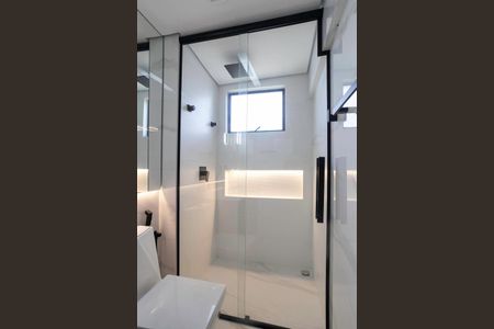 Apartamento à venda com 169m², 3 quartos e 3 vagas Apartamento à venda com 169m², 3 quartos e 3 vagasBanheiro da suíte