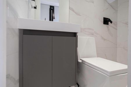 Apartamento à venda com 169m², 3 quartos e 3 vagas Apartamento à venda com 169m², 3 quartos e 3 vagasCobertura - Banheiro social