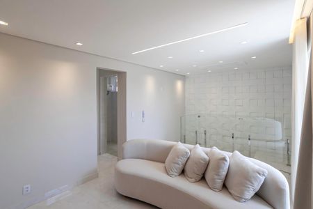 Apartamento à venda com 169m², 3 quartos e 3 vagas Apartamento à venda com 169m², 3 quartos e 3 vagasCobertura - Sala 2