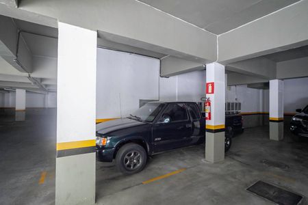 Apartamento à venda com 169m², 3 quartos e 3 vagas Apartamento à venda com 169m², 3 quartos e 3 vagasGaragem