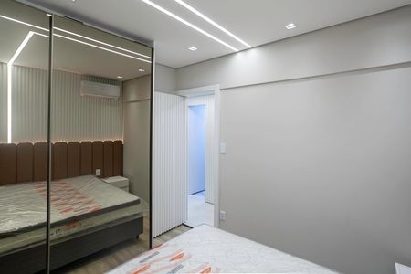 Apartamento à venda com 169m², 3 quartos e 3 vagas Apartamento à venda com 169m², 3 quartos e 3 vagasQuarto 2