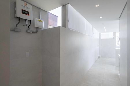 Apartamento à venda com 169m², 3 quartos e 3 vagas Apartamento à venda com 169m², 3 quartos e 3 vagasCobertura