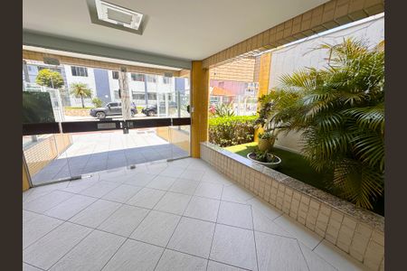 Apartamento para alugar com 64m², 2 quartos e 1 vagaHall de entrada