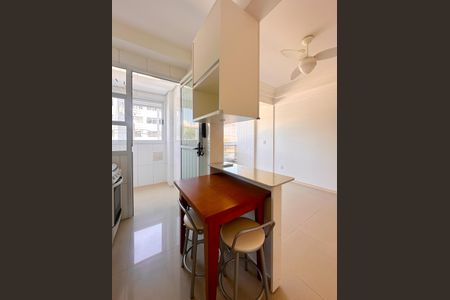 Apartamento para alugar com 64m², 2 quartos e 1 vagaCozinha